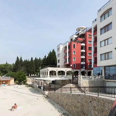 Beachfront Studio! ❤ Sea View❤at❤ Appartement